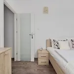 Semaforowa Modern By Renters *